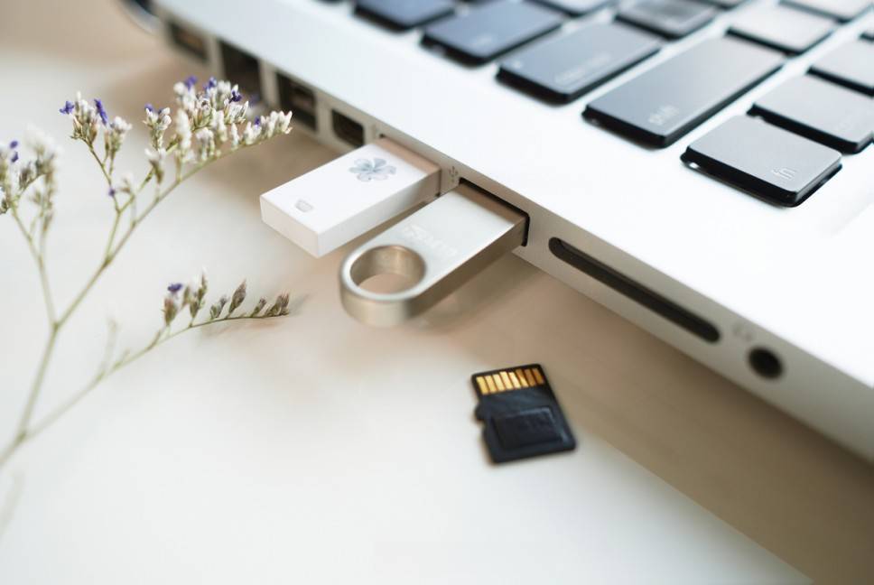 USB
